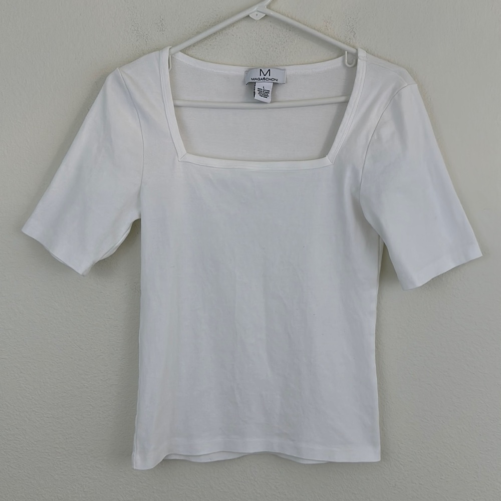 Magaschoni Boxy Neckline Quarter Sleeve Top